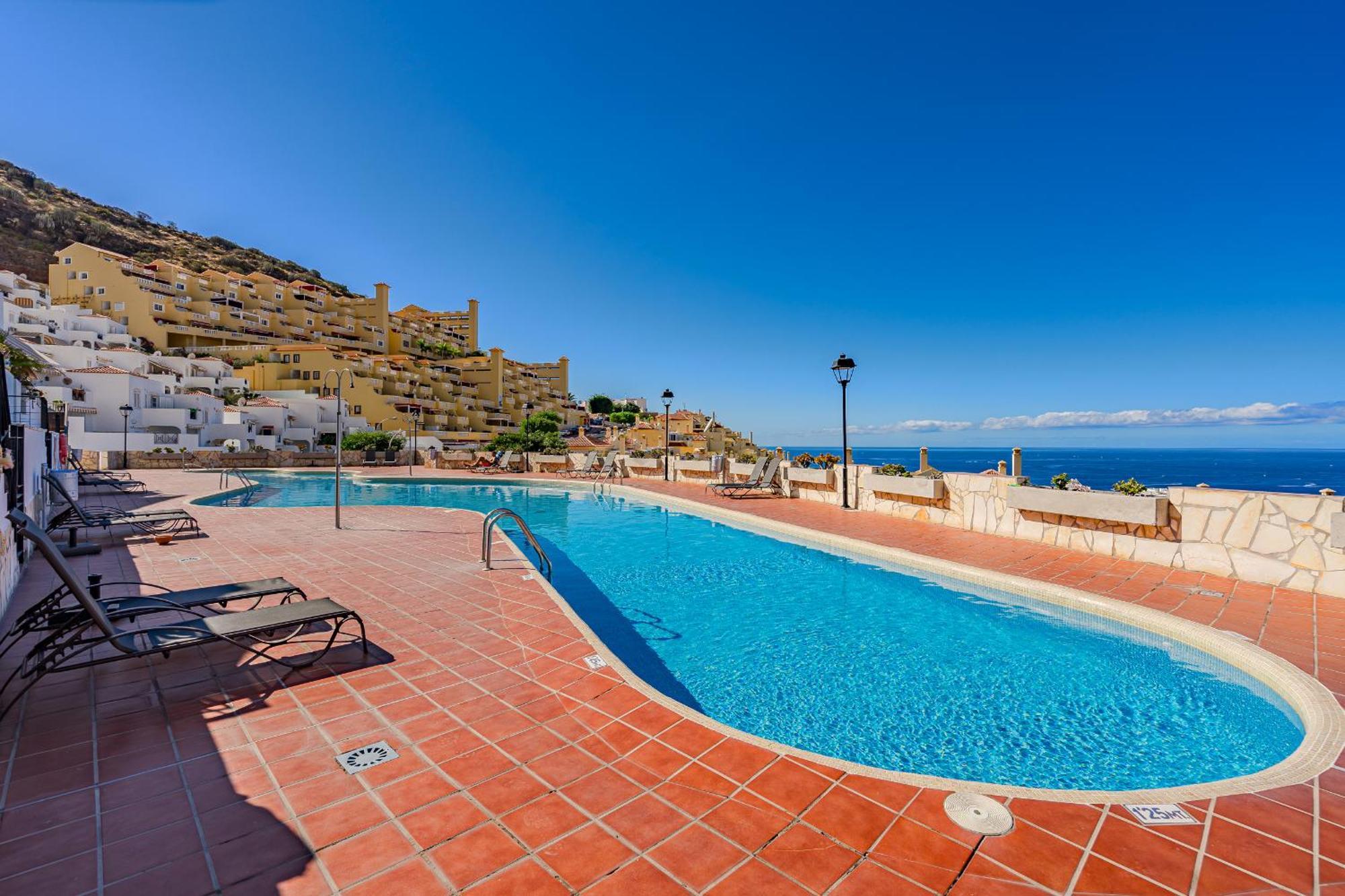 Apartment In Balcon Del Atlantico Адехе Экстерьер фото